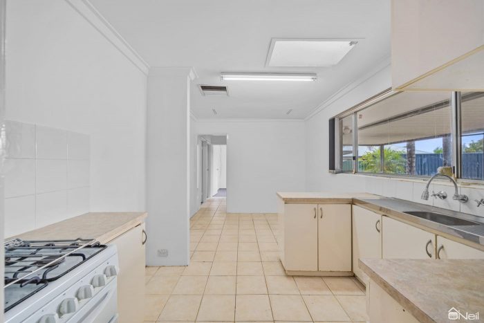 48 Williams Rd, Armadale WA 6112, Australia