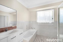 14 Pyree St, Greenwell Point NSW 2540, Australia