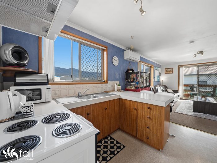 Unit 1/11A Knoll St, Glenorchy TAS 7010, Australia