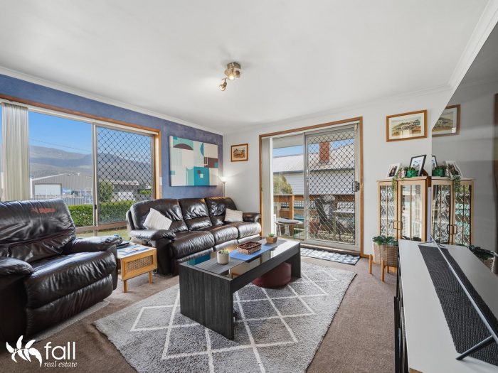Unit 1/11A Knoll St, Glenorchy TAS 7010, Australia