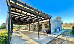 90 Bilsborough Rd, Pacific Haven QLD 4659, Australia