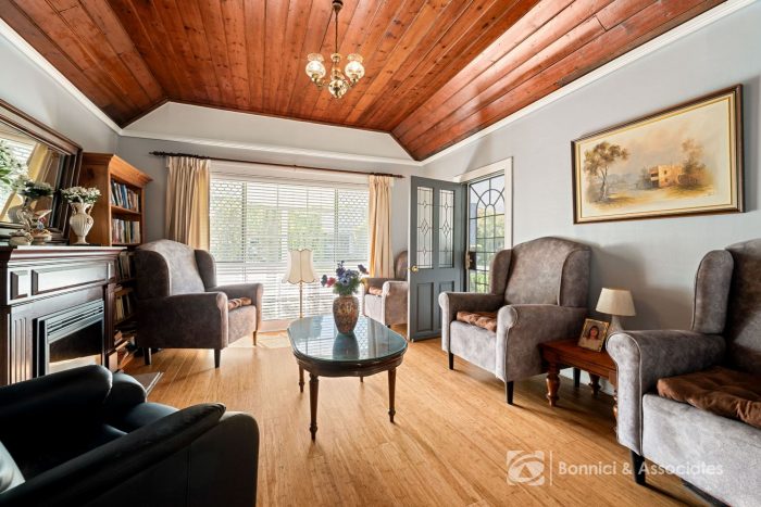 3 Atkinson Ct, Beechworth VIC 3747, Australia