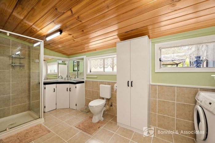 3 Atkinson Ct, Beechworth VIC 3747, Australia