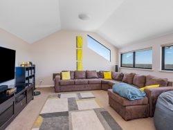 14B Purna Pl, Hannans WA 6430, Australia
