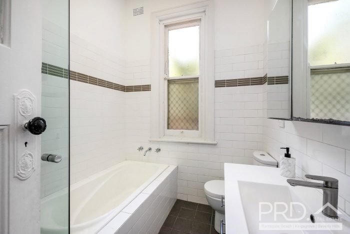 9 Badminton Rd, Croydon NSW 2132, Australia