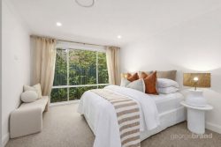 8 Compass Cl, Bateau Bay NSW 2261, Australia