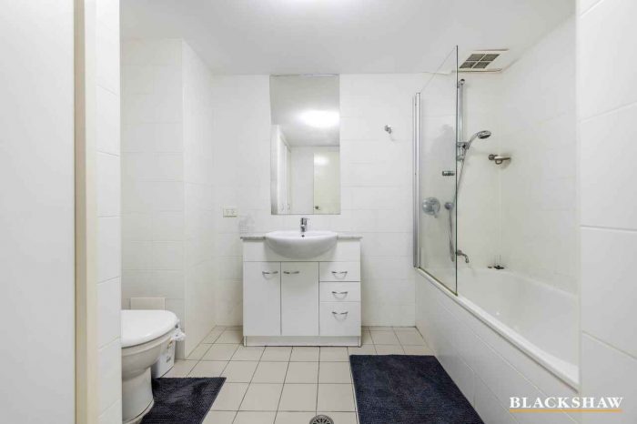 Unit 52/1 Beissel St, Belconnen ACT 2617, Australia