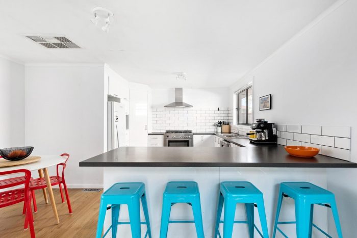 3 Bellara Cres, Kealba VIC 3021, Australia