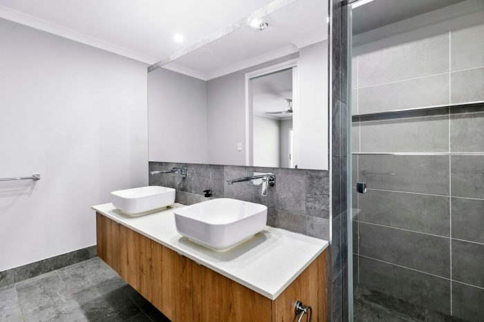 32 Blackpepper Ave, Nikenbah QLD 4655, Australia
