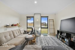 11 Breedon Way, Clarendon Vale TAS 7019, Australia