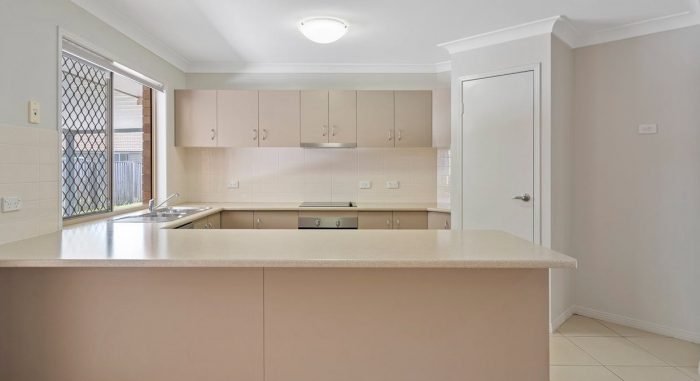 18 Brightwood Pl, Fernvale QLD 4306, Australia