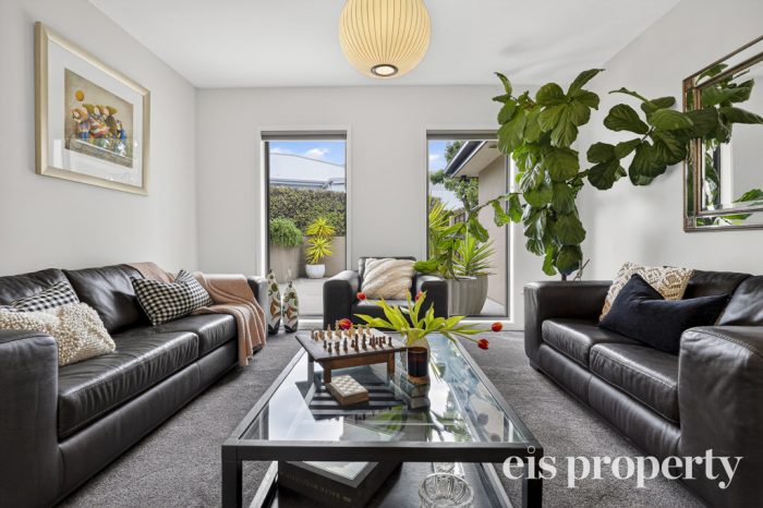 6 Brinsmead Rd, Mount Nelson TAS 7007, Australia