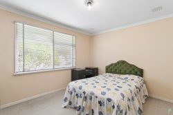 427 Belmont Ave, Cloverdale WA 6105, Australia