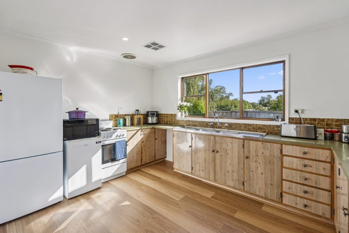 74 Carlton St, New Town TAS 7008, Australia