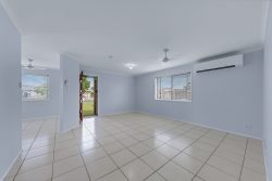 9 Carnation St, Proserpine QLD 4800, Australia