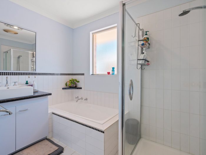 Unit 2/110 Collins St, Piccadilly WA 6430, Australia