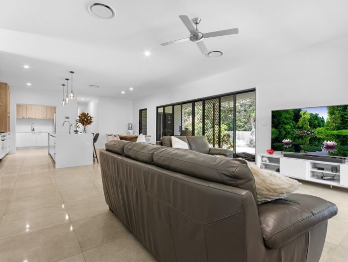 38A Sawmill Rd, Dundowran Beach QLD 4655, Australia