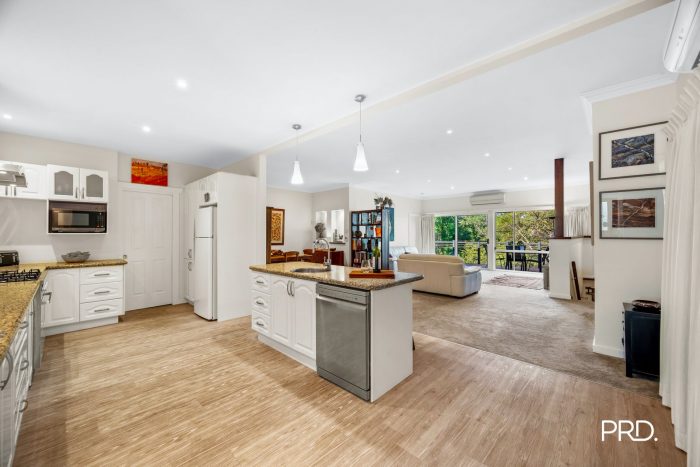 38 Coolabah Rd, Valley Heights NSW 2777, Australia