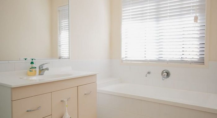13 Courtney St, Roma QLD 4455, Australia