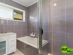 15 Crown St, Toukley NSW 2263, Australia