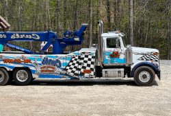 Heavy Duty Tow Truck