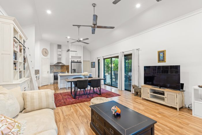 12 De Pledge Way, Cable Beach WA 6726, Australia