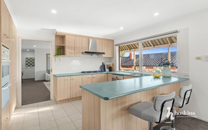 5 Elana Ct, Croydon North VIC 3136, Australia
