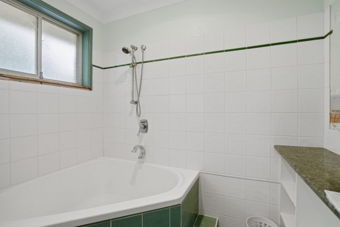 40 Elbrook Dr, Rankin Park NSW 2287, Australia