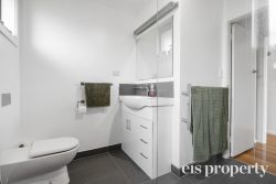 27 England Ave, Montrose TAS 7010, Australia