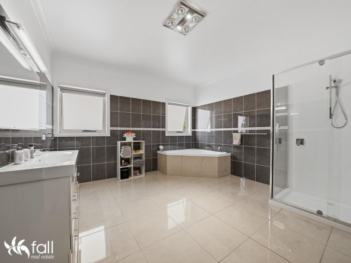 23 Eric Ct, Granton TAS 7030, Australia