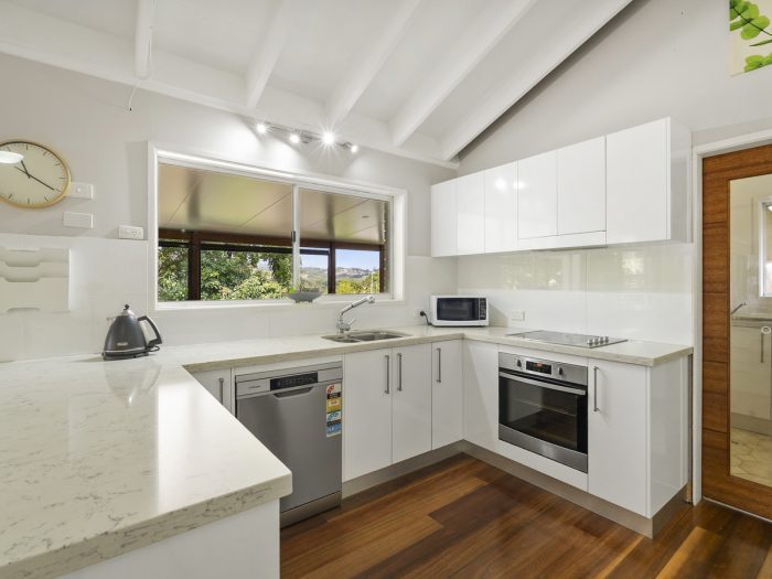 28 Bluegum Blvd, Banora Point NSW 2486, Australia