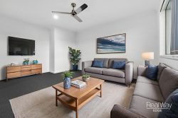 43 Midnight Cres, Ipswich QLD 4300, Australia