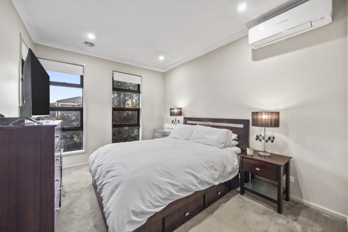 12 Forrester Grove, Fraser Rise VIC 3336, Australia