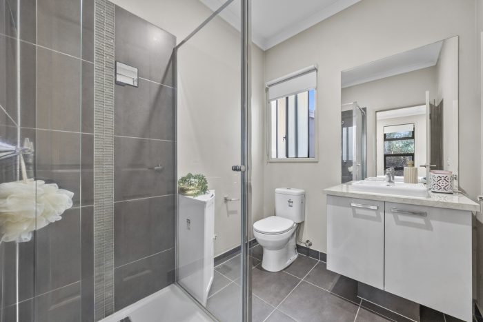 12 Forrester Grove, Fraser Rise VIC 3336, Australia