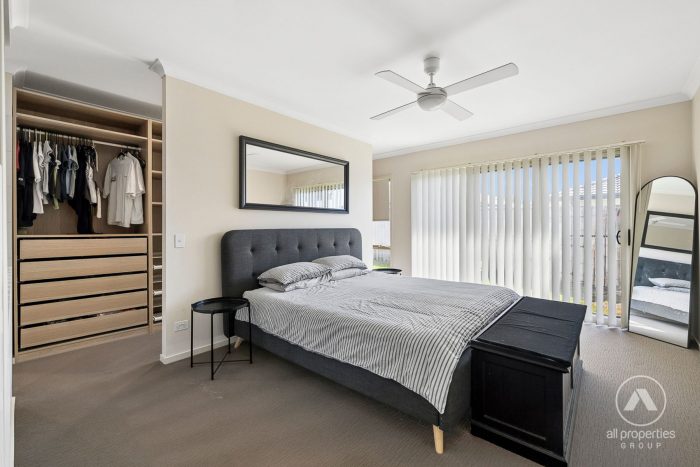 10 Girraween St, Pimpama QLD 4209, Australia