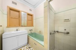 179 Great Western Hwy, Mays Hill NSW 2145, Australia
