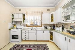 179 Great Western Hwy, Mays Hill NSW 2145, Australia