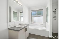 34 Halliday Rd, Byford WA 6122, Australia