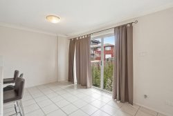 2/46-48 Heaton St, Jesmond NSW 2299, Australia