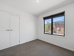 Unit 2/6 Highgrove Rd, Rokeby TAS 7019, Australia