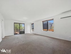 Unit 2/6 Highgrove Rd, Rokeby TAS 7019, Australia