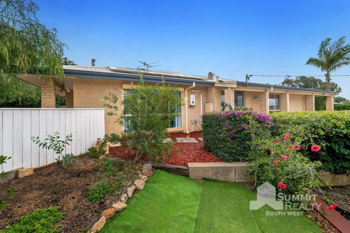 14 Hughlings Pl, Australind WA 6233, Australia