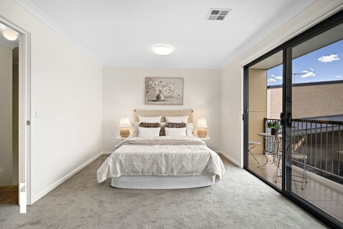 282 Anthony Rolfe Ave, Gungahlin ACT 2912, Australia