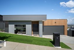 9 Laurel Martyn Vw, Whitlam ACT 2611, Australia
