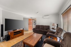 14 Pollock Ave, Kariong NSW 2250, Australia