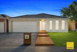 10 Kelebek Rd, Tarneit VIC 3029, Australia