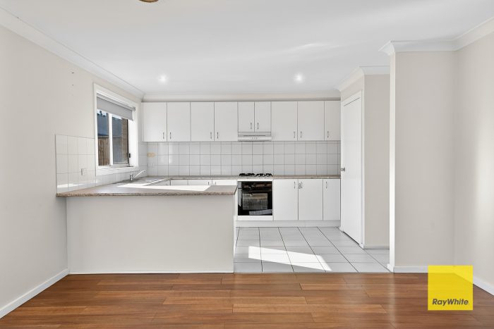 10 Kelebek Rd, Tarneit VIC 3029, Australia
