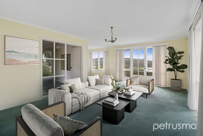 33 Kunama Dr, Kingston Beach TAS 7050, Australia