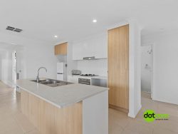 47 Lewis Cres, Finley NSW 2713, Australia