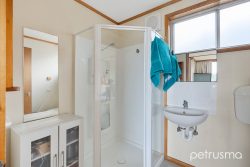 4 Llenroc St, Geilston Bay TAS 7015, Australia